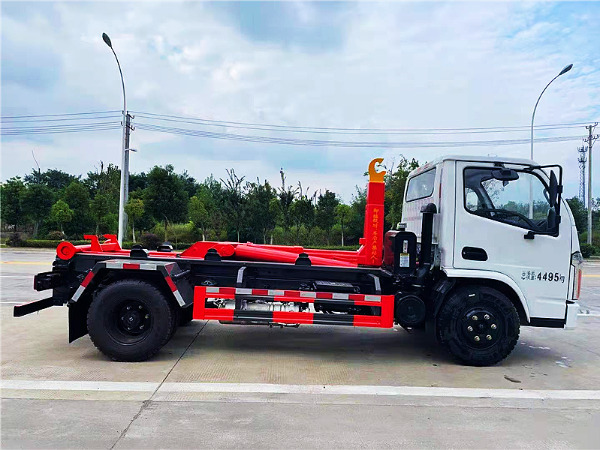 南駿藍(lán)牌勾臂垃圾車